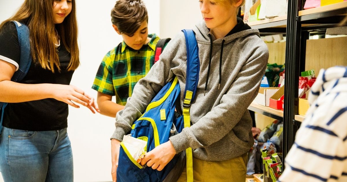 Defending Juvenile Crimes in Fayetteville, Arkansas: What Parents Should Know